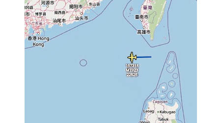 偵察機由東向西飛行進入南海。