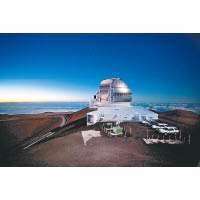 北雙子望遠鏡位於美國夏威夷。