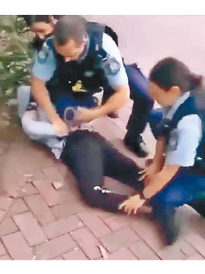 警員拘捕原住民青年時涉嫌不當使用武力。