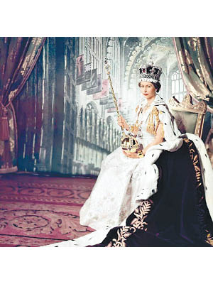 伊利沙伯二世當年在西敏寺加冕成女王。