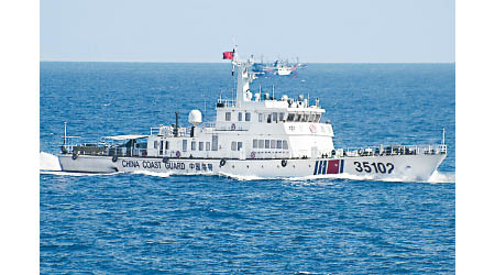 中國海警船多次駛入釣魚島海域。