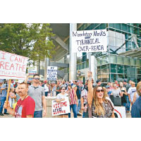 俄克拉何馬州塔爾薩民眾示威，反對強制戴口罩。