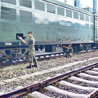 「東風鏢局」負責鐵路導彈押運工作。