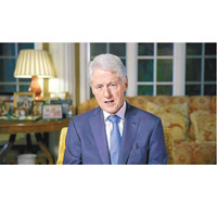 前總統克林頓：克林頓在片段中稱白宮已淪為風暴中心。