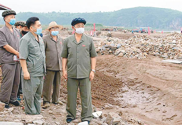 北韓新總理巡視水災 嚴防爆疫