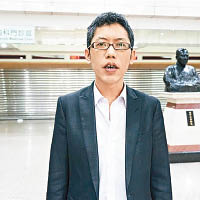 丁允恭辭去發言人一職。