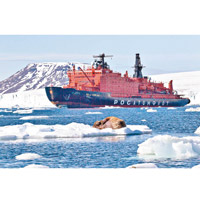 「勝利50年」（圖）的船員於兩年前於北極埋下該時間囊。