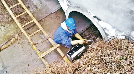 當地屢揭工廠亂排污水。