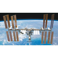 國際太空站多個太陽能電池板已老化。
