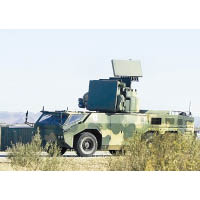 導彈作戰車以雷達探測目標。