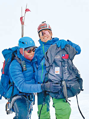 呂忠翰（右）前年已挑戰K2峰。