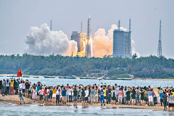 中國太空站核心艙  進入預定軌道