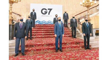 G7會議在英國倫敦舉行，與會成員國外長合照。