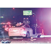 加州：肇事Model 3當時在高速公路撞向一輛翻側的貨車，司機當場死亡。