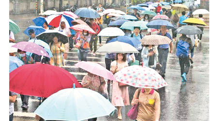 專家預計台灣將出現降雨，可望紓緩旱情。（中時電子報圖片）