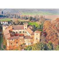 城堡位於意大利皮埃蒙特。