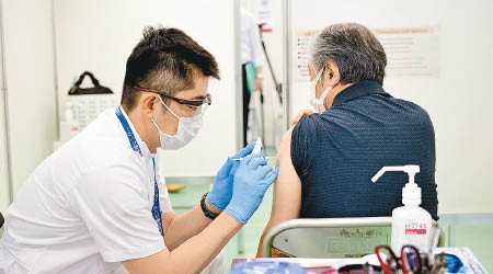 日本爆出多宗接種失誤。