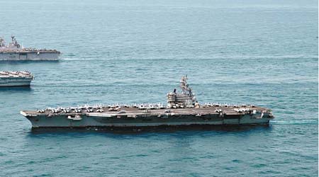美國海軍列根號航空母艦在中東執行任務。