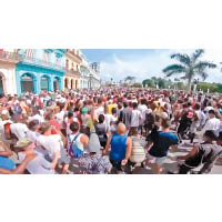 古巴民眾在首都哈瓦那及其他城市示威。