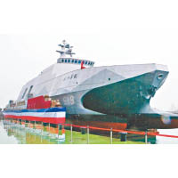 塔江號在宜蘭縣蘇澳龍德造船廠舉行交付儀式。