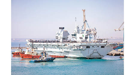 伊利沙伯女王號早前到訪塞浦路斯利馬索爾。