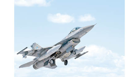 美國批准希臘升級F16V戰機。