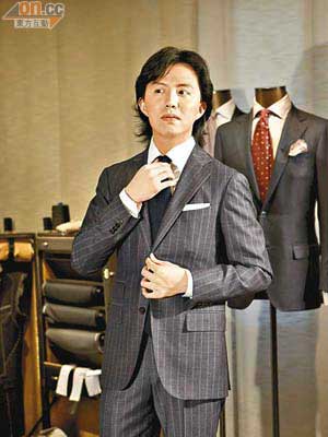 李雲迪獲品牌獨家度身訂製禮服。