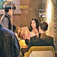 陳法拉飾演謝天華的上司，寓工作於談情。
