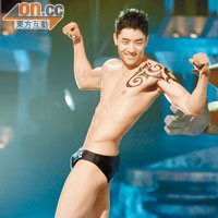 李晉強參選香港先生時以泳褲示人贏盡不少掌聲。