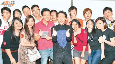 Eason與近二千名馬來西亞粉絲舉行見面會。