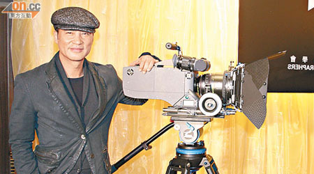任達華今次首執導演筒，更親自擔演男主角及攝影兩職，令人期待。