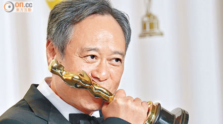 李安兩奪奧斯卡最佳導演及電影，為華人爭光。