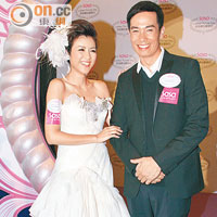 預演婚禮<br>2011年雙陳以情侶檔出席活動，二人穿上婚紗禮服，在8號風球下預演婚禮。