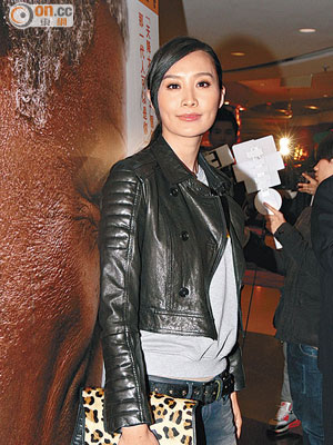 陳法拉現身首映禮，指向片中演員偷師。