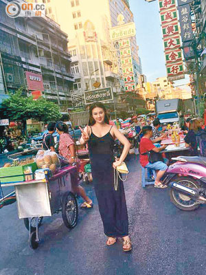 孟瑤日前在曼谷唐人街取景，市面仍十分平靜。