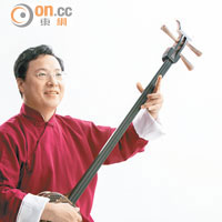 三弦樂手趙太生相信中西音樂交流將擦出新火花。