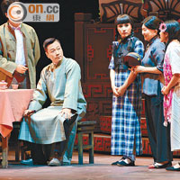 祥仔（左二）主演的舞台劇有機會巡迴演出，叫劇迷引頸以待。