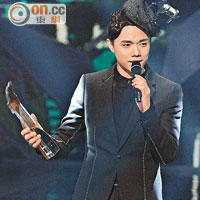 張敬軒首度奪得最受歡迎男歌星獎。