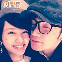 李榮浩早前在網上放了與楊丞琳的親密合照，但隨即刪除。