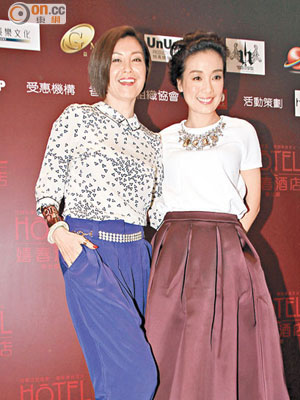 伍詠薇及江美儀齊齊參演慈善舞台劇。