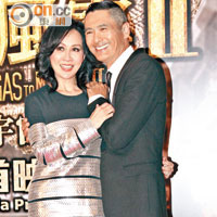《賭城Ⅱ》由周潤發和劉嘉玲等主演，票房更逾11億港元。