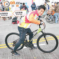 林奕匡有份出戰單車賽。