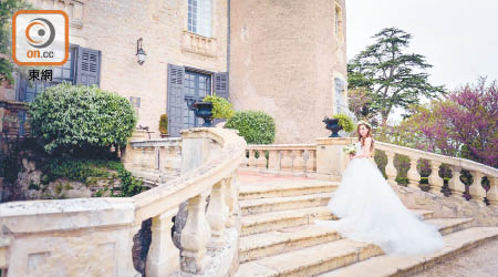 羅霖遠赴法國古堡影婚紗照，為自己圓夢。