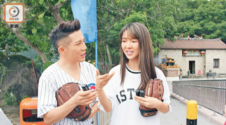 薛凱琪與湯駿業一身棒球裝扮拍MV。