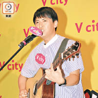 台灣歌手廖文強喜歡唱廣東歌。