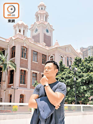 梁祖堯擔任星級導遊，拍短片介紹本港的歷史建築物。