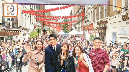 朱千雪（左起）、王浩信、高海寧、龔嘉欣及楊明到倫敦宣傳，大受歡迎。