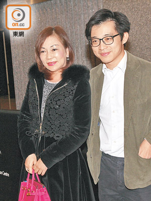 林作偕母親出席活動，坦言很多人找他拍電影。