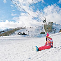 張家瑩雖然跌到屁股開花，但一樣熱愛滑雪。