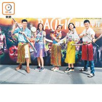 何君誠（左起）、朱智賢、歐陽巧瑩、譚凱琪及張振朗宣傳明珠台新節目。